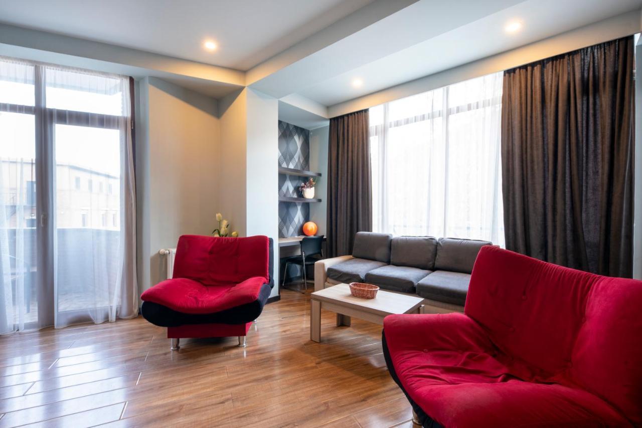 Sani Apart Hotel Тбілісі Екстер'єр фото