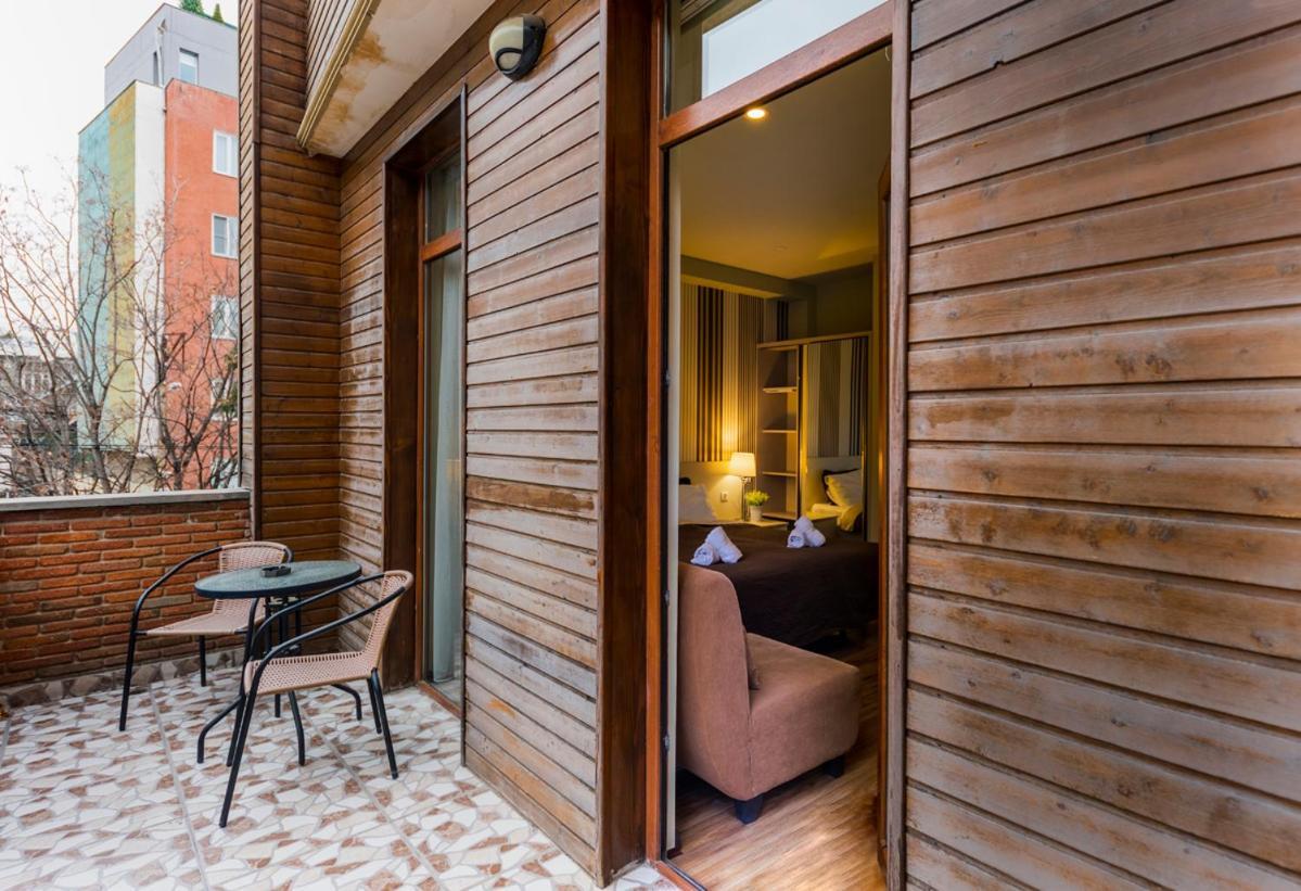 Sani Apart Hotel Тбілісі Екстер'єр фото