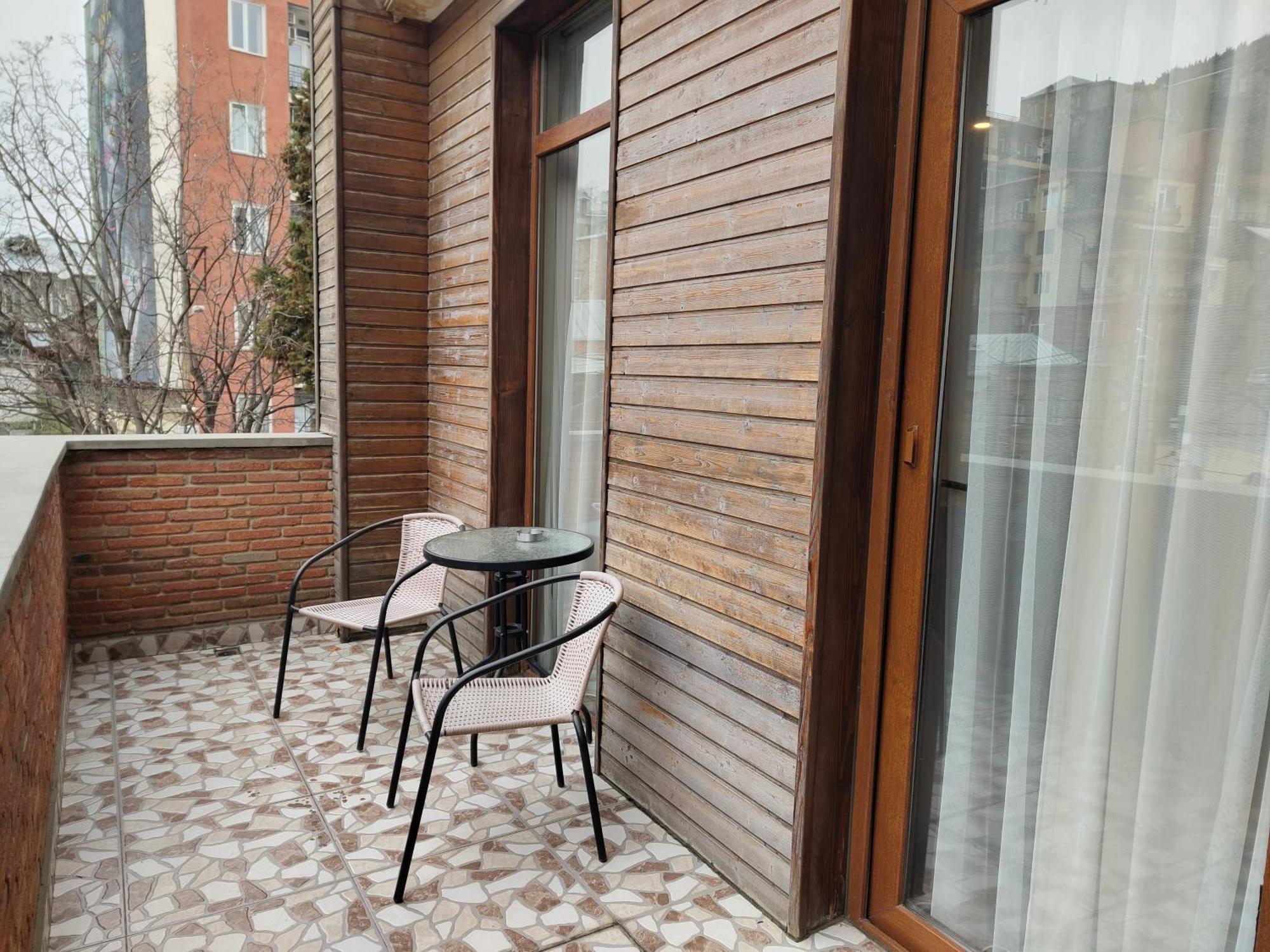 Sani Apart Hotel Тбілісі Екстер'єр фото